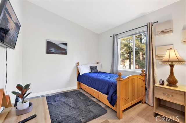 Detail Gallery Image 14 of 21 For 217 Greenspot Bld, Big Bear City,  CA 92314 - 3 Beds | 2 Baths