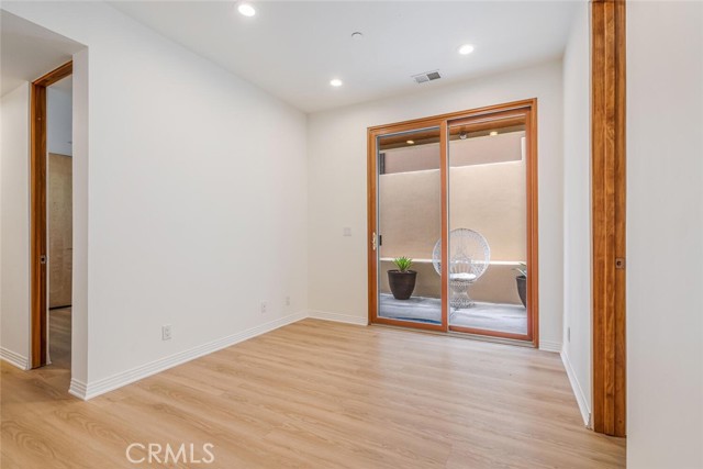 221 17th, Manhattan Beach, California 90266, 5 Bedrooms Bedrooms, ,6 BathroomsBathrooms,Residential,For Sale,17th,SR26091960