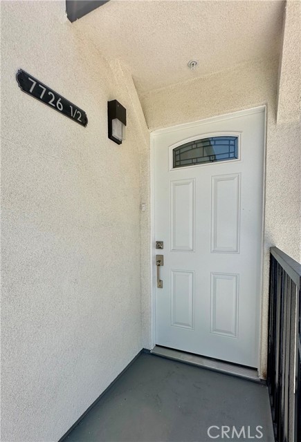 7726 1/2 Laurel Canyon Boulevard, North Hollywood CA: https://media.crmls.org/medias/acaf70cd-931e-40b2-865e-a1e4faf05fdf.jpg