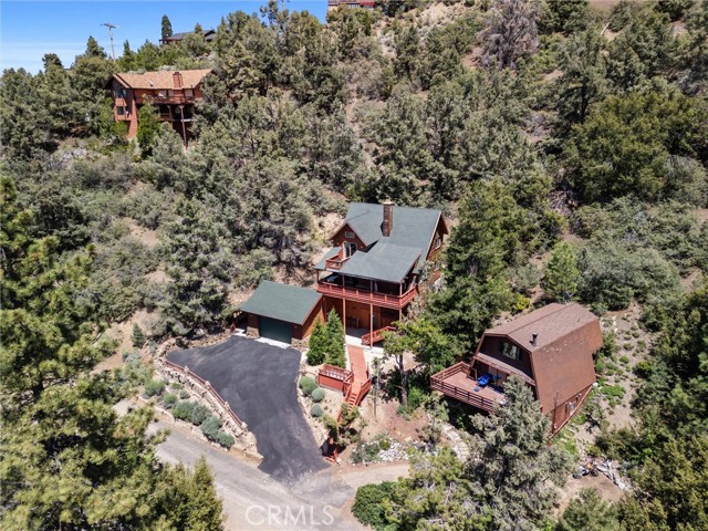 Image 2 of 50 For 1832 Matterhorn Drive