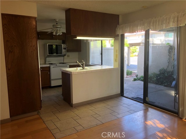 Image 9 for 6065 Montecito DR #6