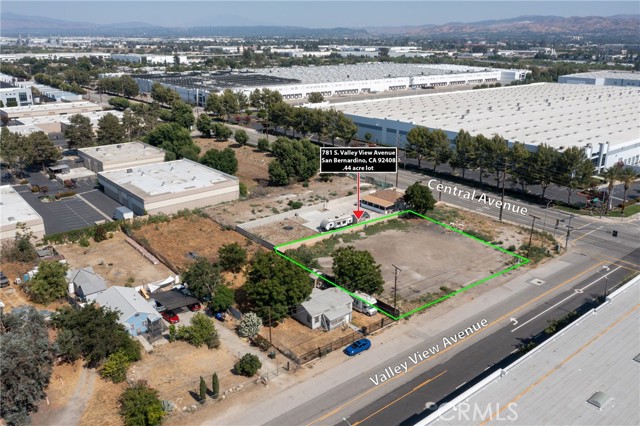 781 S Valley View Avenue, San Bernardino CA: https://media.crmls.org/medias/acb0d31b-1896-49ac-a150-27c718059ce0.jpg