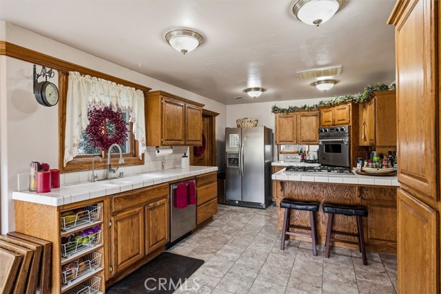 Detail Gallery Image 18 of 49 For 38076 Pine Meadow, Oakhurst,  CA 93644 - 3 Beds | 2/1 Baths