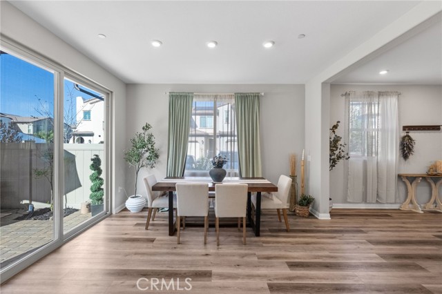 Detail Gallery Image 10 of 51 For 1704 Laurelwood, Oceanside,  CA 92056 - 3 Beds | 2/1 Baths