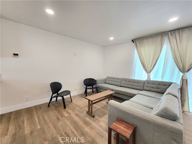 Detail Gallery Image 5 of 10 For 10475 Greta, Buena Park,  CA 90620 - 3 Beds | 2/1 Baths