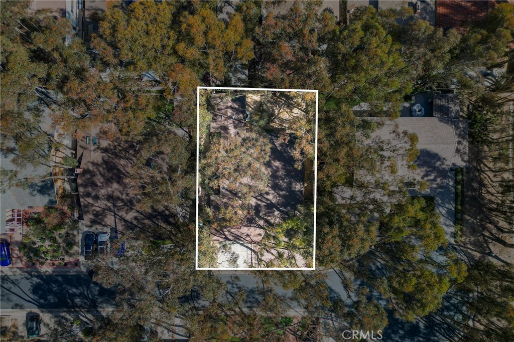 https://media.crmls.org/medias/acb2fc76-4661-4ce2-ac7c-972dfc1e5b3d.jpg?preset=X-Large