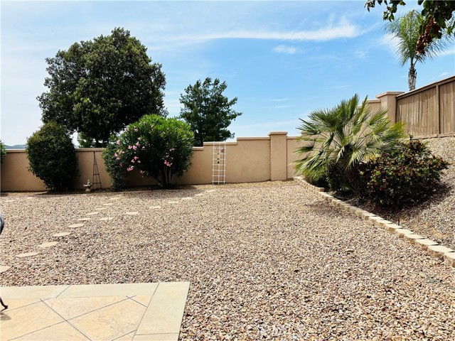 Image 19 of 22 For 35419 El Diamante Drive