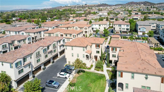 Detail Gallery Image 43 of 54 For 18324 Maidenhair Way, Yorba Linda,  CA 92886 - 2 Beds | 2/1 Baths