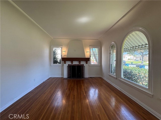 Detail Gallery Image 4 of 22 For 1615 S Monterey St, Alhambra,  CA 91801 - 3 Beds | 2 Baths