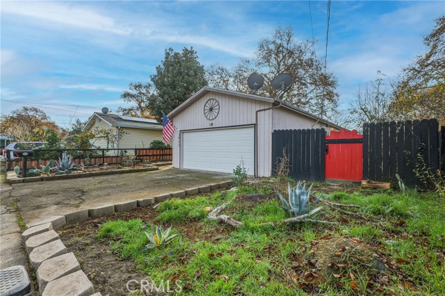 Detail Gallery Image 3 of 37 For 1011 2nd, Lakeport,  CA 95453 - 4 Beds | 1/1 Baths