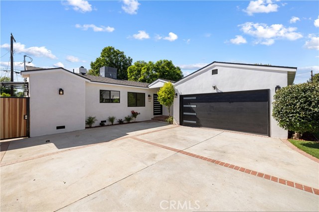 Detail Gallery Image 1 of 27 For 7341 Paso Robles Ave, Van Nuys,  CA 91406 - 3 Beds | 2 Baths