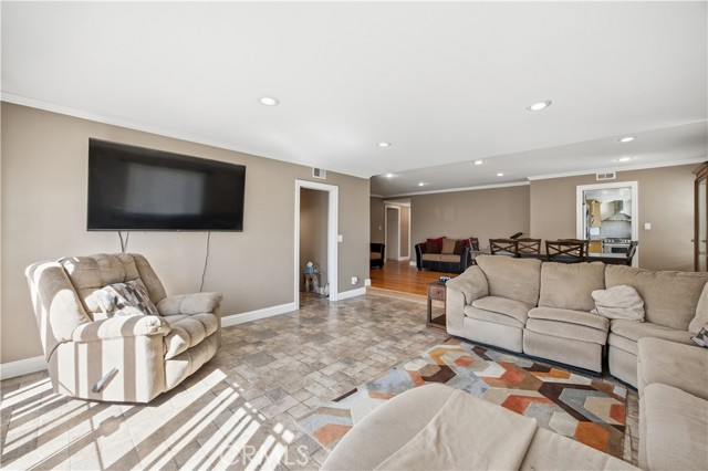 Detail Gallery Image 7 of 26 For 11472 Presidio Way, Garden Grove,  CA 92840 - 3 Beds | 2 Baths