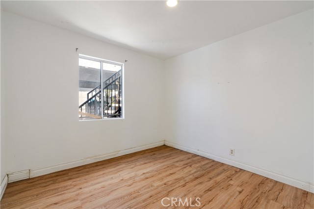 Detail Gallery Image 7 of 9 For 3961 Rockwood St, East Los Angeles,  CA 90063 - 2 Beds | 1 Baths