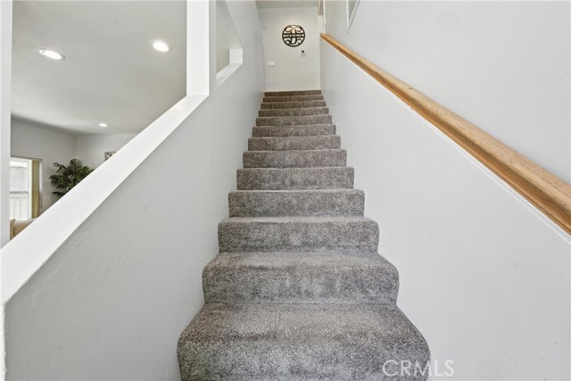 2275 Ximeno Avenue, Long Beach CA: https://media.crmls.org/medias/acb78c13-961e-4cb2-b0f1-3b9d84b560eb.jpg