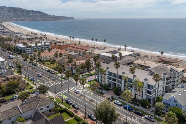 Detail Gallery Image 32 of 33 For 1007 S Catalina Ave #109,  Redondo Beach,  CA 90277 - 2 Beds | 2 Baths