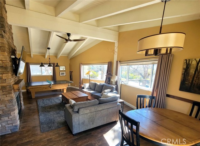 Detail Gallery Image 6 of 10 For 773 Thrush Dr, Big Bear Lake,  CA 92315 - 4 Beds | 2 Baths
