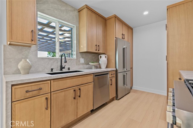 Detail Gallery Image 15 of 47 For 3141 N Frederic, Burbank,  CA 91504 - 3 Beds | 2 Baths