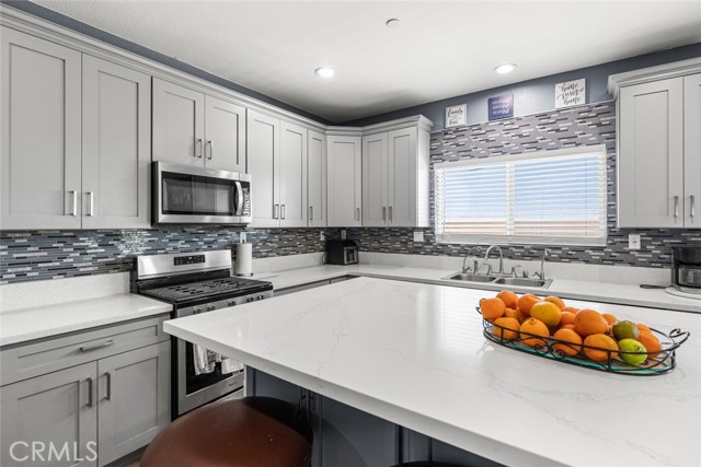 Detail Gallery Image 22 of 57 For 10588 Peach Ave, California City,  CA 93505 - 4 Beds | 2/1 Baths