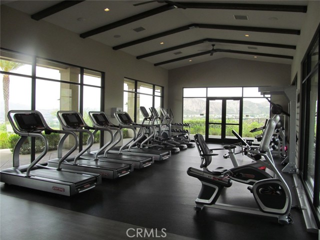 18608 Cedar Crest Drive, Canyon Country CA: https://media.crmls.org/medias/acba61c2-038b-4373-bc73-acac49ae4d47.jpg