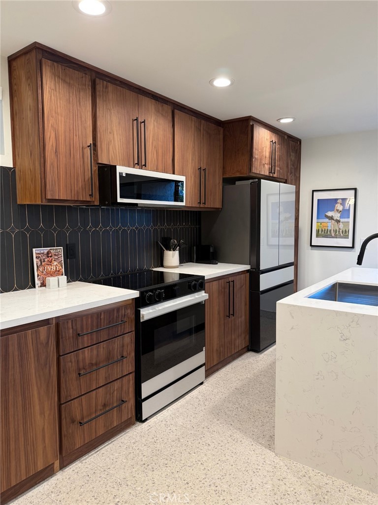 5300 E Waverly Drive #M4104
