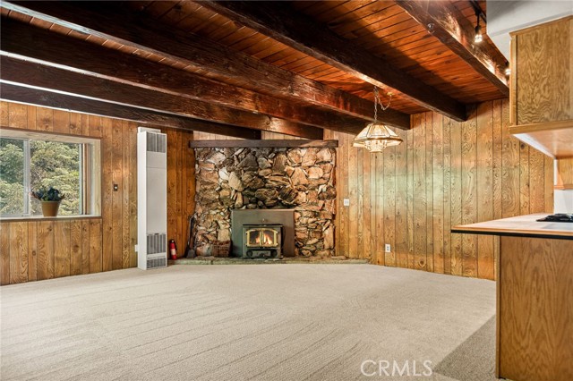 Detail Gallery Image 9 of 40 For 31413 Overhill Dr, Running Springs,  CA 92382 - 5 Beds | 2 Baths