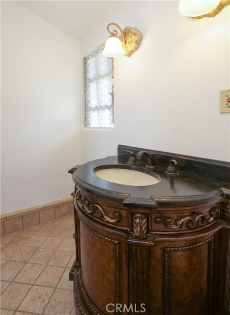Detail Gallery Image 32 of 45 For 529 Palos Verdes Dr, Palos Verdes Estates,  CA 90274 - 4 Beds | 4 Baths