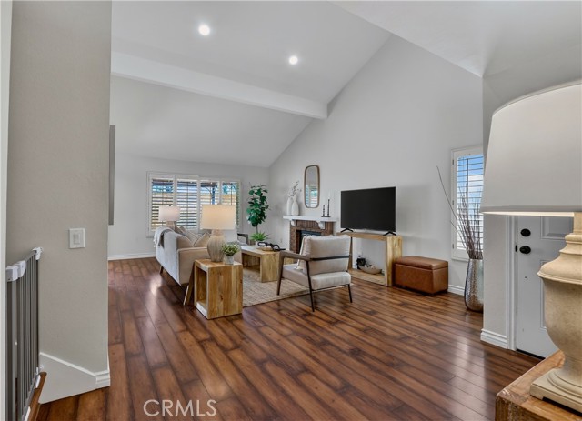 Detail Gallery Image 8 of 52 For 21016 Champlain, Lake Forest,  CA 92630 - 3 Beds | 2 Baths