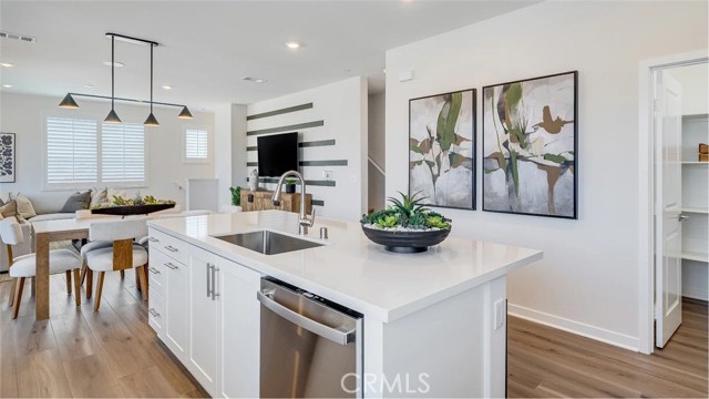 Detail Gallery Image 4 of 25 For 2612 E Hyde Paseo, Ontario,  CA 91762 - 4 Beds | 3/1 Baths