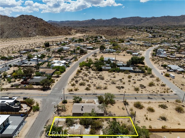 62008 Mountain View Circle, Joshua Tree CA: https://media.crmls.org/medias/acbb9c23-6659-4cb0-b0dc-f4d75206ff02.jpg