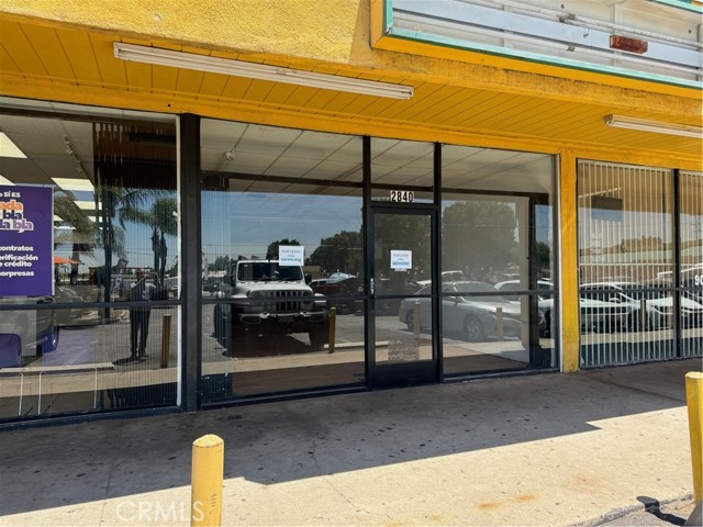 2840 Rialto Avenue, Rialto, California 92376, ,Commercial Lease,For Rent,2840 Rialto Avenue,CRTR24158987