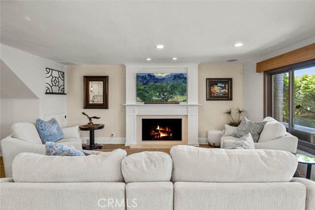 21891 Winnebago Lane, Lake Forest CA: https://media.crmls.org/medias/acbbc5ab-35a6-4ae9-9cc1-10f2cb171164.jpg