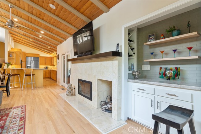 2213 Valley Drive, Manhattan Beach, California 90266, 4 Bedrooms Bedrooms, ,3 BathroomsBathrooms,Residential,Sold,Valley,SB22167937