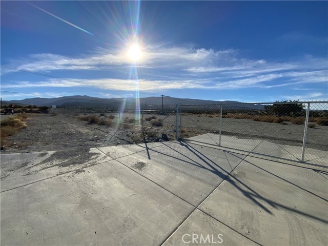  Commercial for Sale in Pinon Hills, California