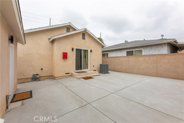 1344 Ximeno Avenue, Long Beach CA: https://media.crmls.org/medias/acbd2144-4621-44f1-985f-d87388f75cd3.jpg