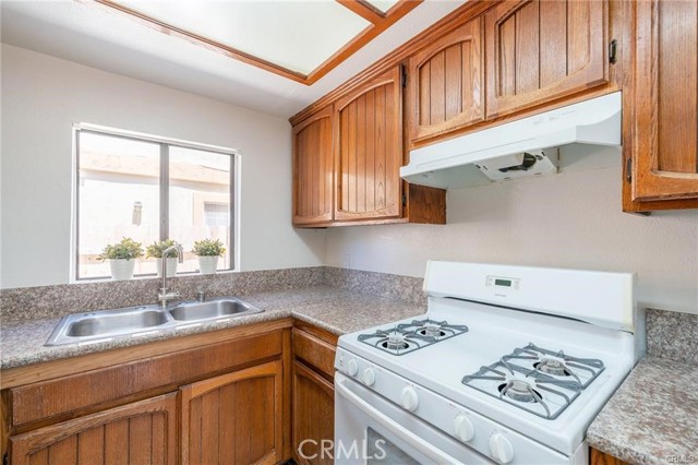 Detail Gallery Image 12 of 35 For 18324 Mansel Ave, Redondo Beach,  CA 90278 - 3 Beds | 2 Baths