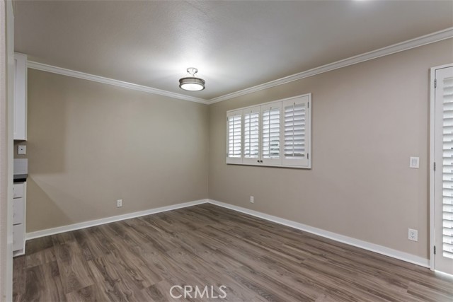 Detail Gallery Image 6 of 19 For 4744 Ben Ave #11,  Valley Village,  CA 91607 - 2 Beds | 2/1 Baths