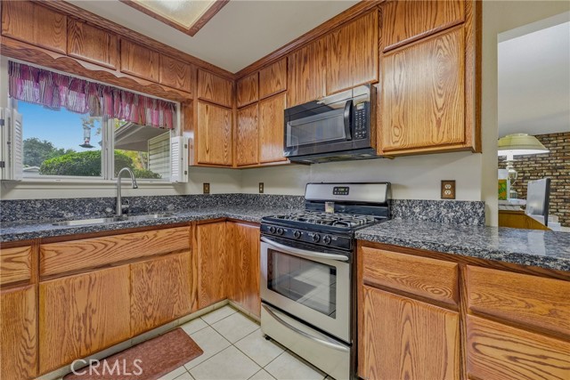 Detail Gallery Image 25 of 52 For 3447 La Jolla, Merced,  CA 95348 - 4 Beds | 2 Baths