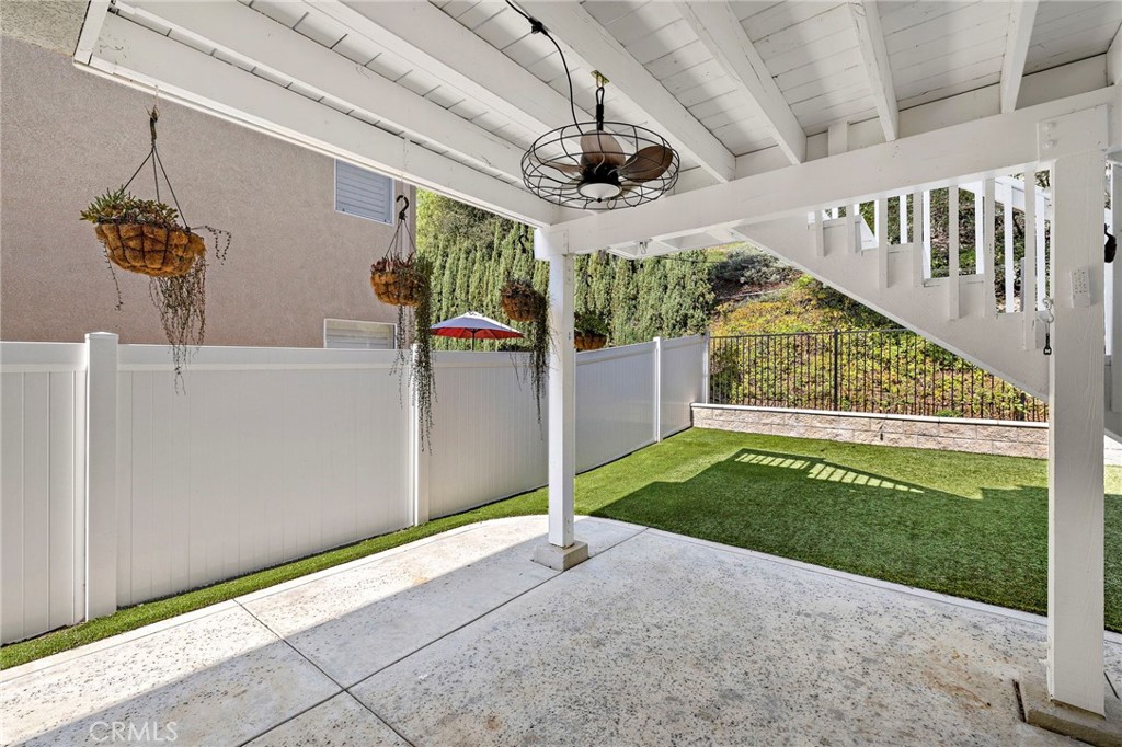 MLS #OC25229351 image #40