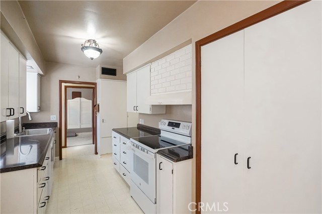 Detail Gallery Image 11 of 36 For 2038 H, Merced,  CA 95340 - 2 Beds | 2 Baths