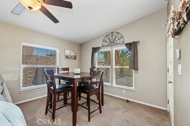 Detail Gallery Image 13 of 44 For 31108 Quail Hollow Cir, Homeland,  CA 92548 - 3 Beds | 2 Baths