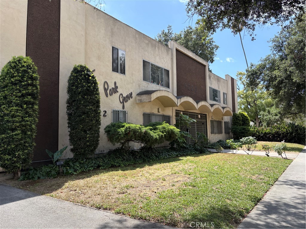 Apartment at 1222 E Orange Grove