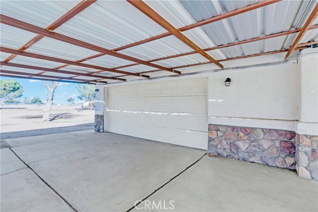 Detail Gallery Image 7 of 51 For 9888 Trinity, Oak Hills,  CA 92344 - 6 Beds | 2 Baths