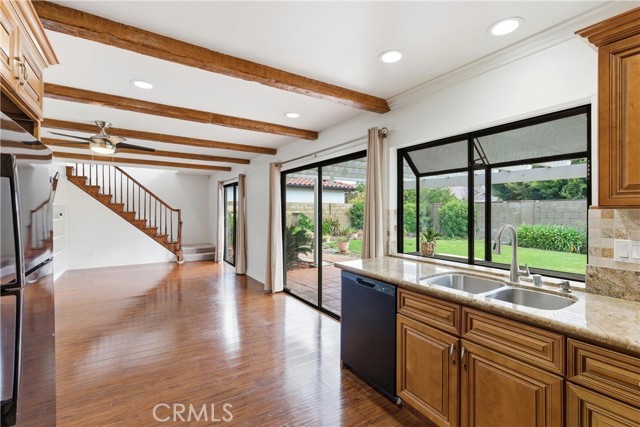 Detail Gallery Image 7 of 23 For 2232 California St, Placentia,  CA 92870 - 4 Beds | 2 Baths