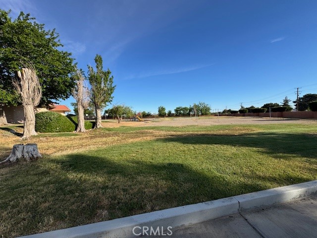 Detail Gallery Image 49 of 75 For 10333 Tamarisk Ave, Hesperia,  CA 92345 - 3 Beds | 2 Baths