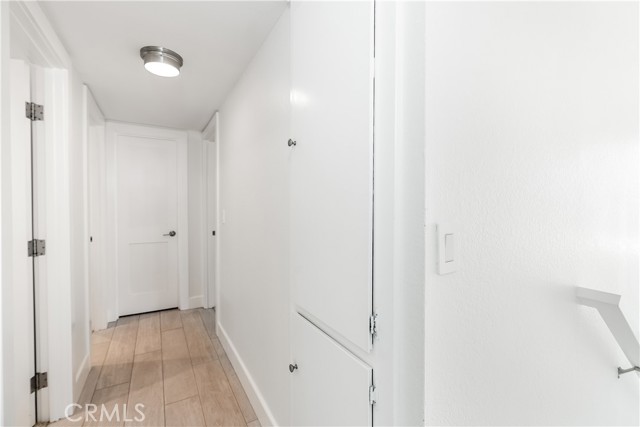 Image 15 of 28 For 40 Seabird Court 36