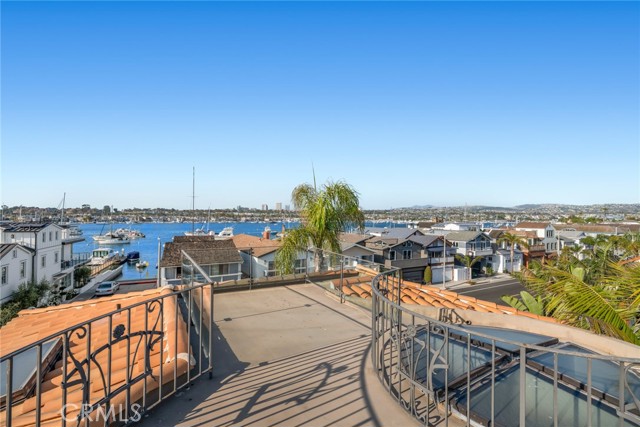 1201 E Balboa Boulevard, Newport Beach CA: https://media.crmls.org/medias/acc269b5-bd33-470a-8b3e-594a4c02fc35.jpg