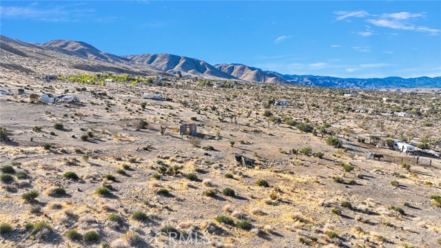 Detail Gallery Image 8 of 11 For 20828 Riverview Rd, Apple Valley,  CA 92308 - – Beds | – Baths