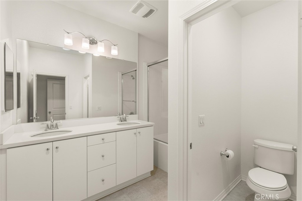 MLS #WS25230360 image #25