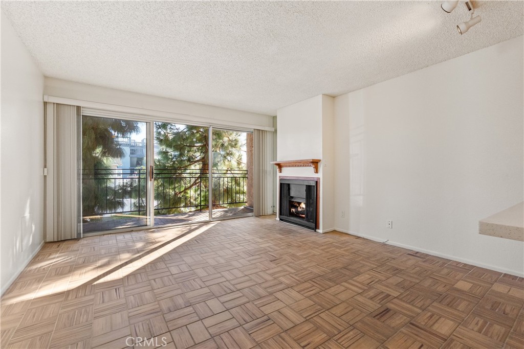 600 Monterey Boulevard #5