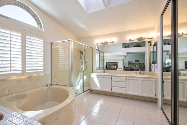 Detail Gallery Image 35 of 45 For 40085 Villa Venecia, Temecula,  CA 92591 - 4 Beds | 3 Baths